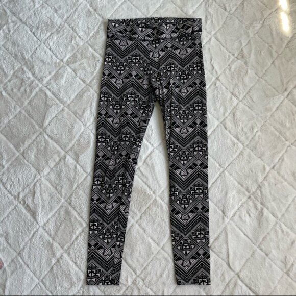 Victoria’s Secret PINK | Printed Yoga Aztec Festival Print Leggings | Size Small - Picture 5 of 13